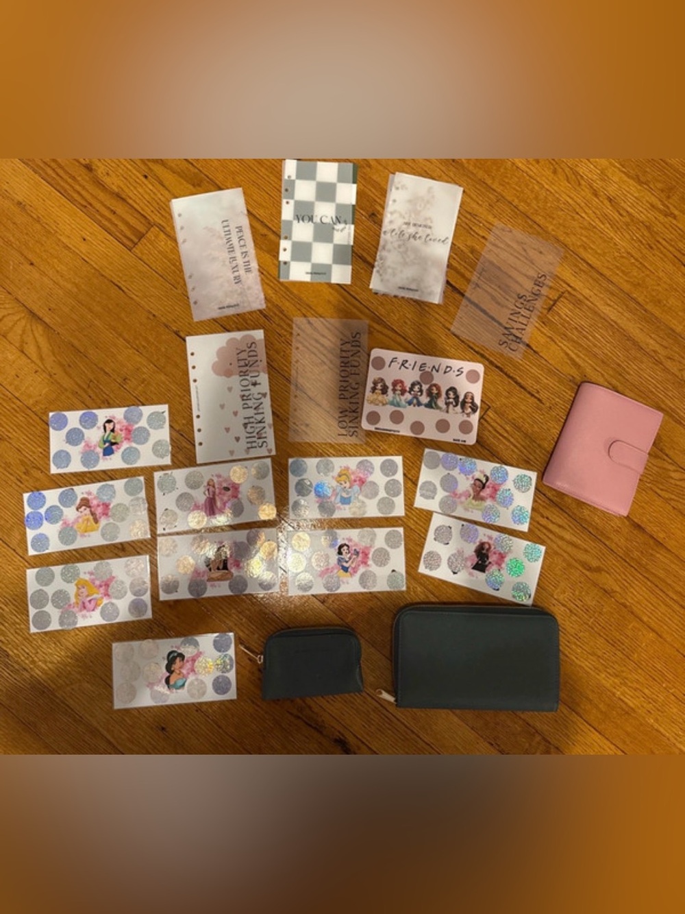 Aesthetic Dollar/Budgeting & Savings tools